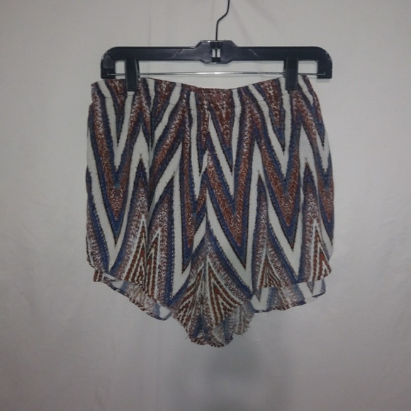 ? Pants - Rust Navy Creme Geo Print Shorts 3X Plus
